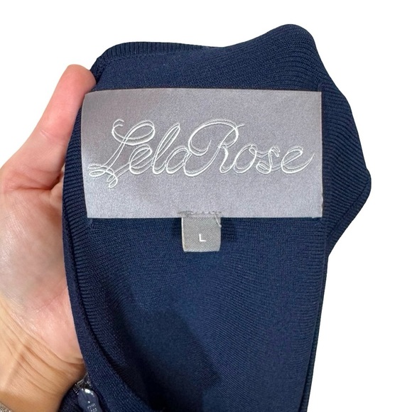 Lela Rose Accordion Lasercut Knit Viscose Fit and Flare Dress in Navy - Picture 9 of 10